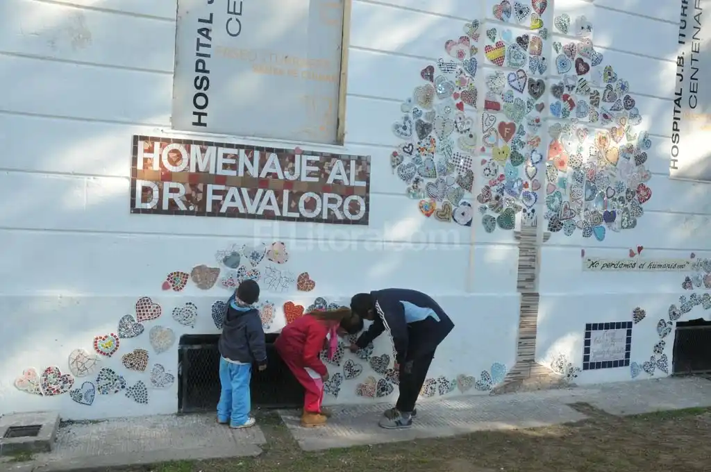 Un corazón para homenajear a René Favaloro