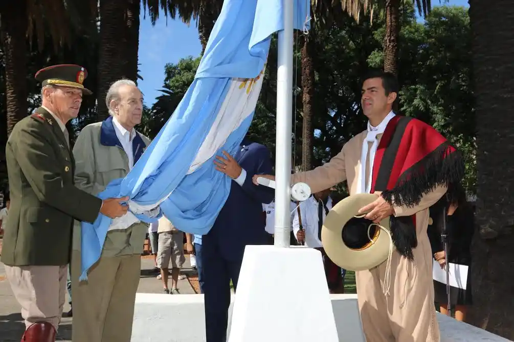 Urtubey presidió actos por los 204 años de la Batalla de Salta