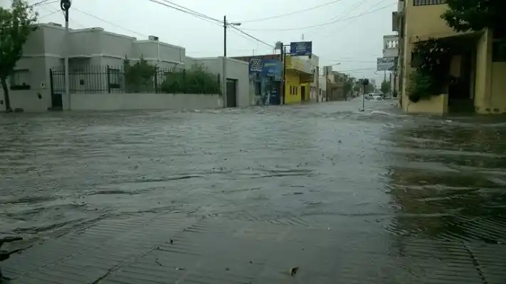 El temporal dejó bajo agua a Concepción del Uruguay 