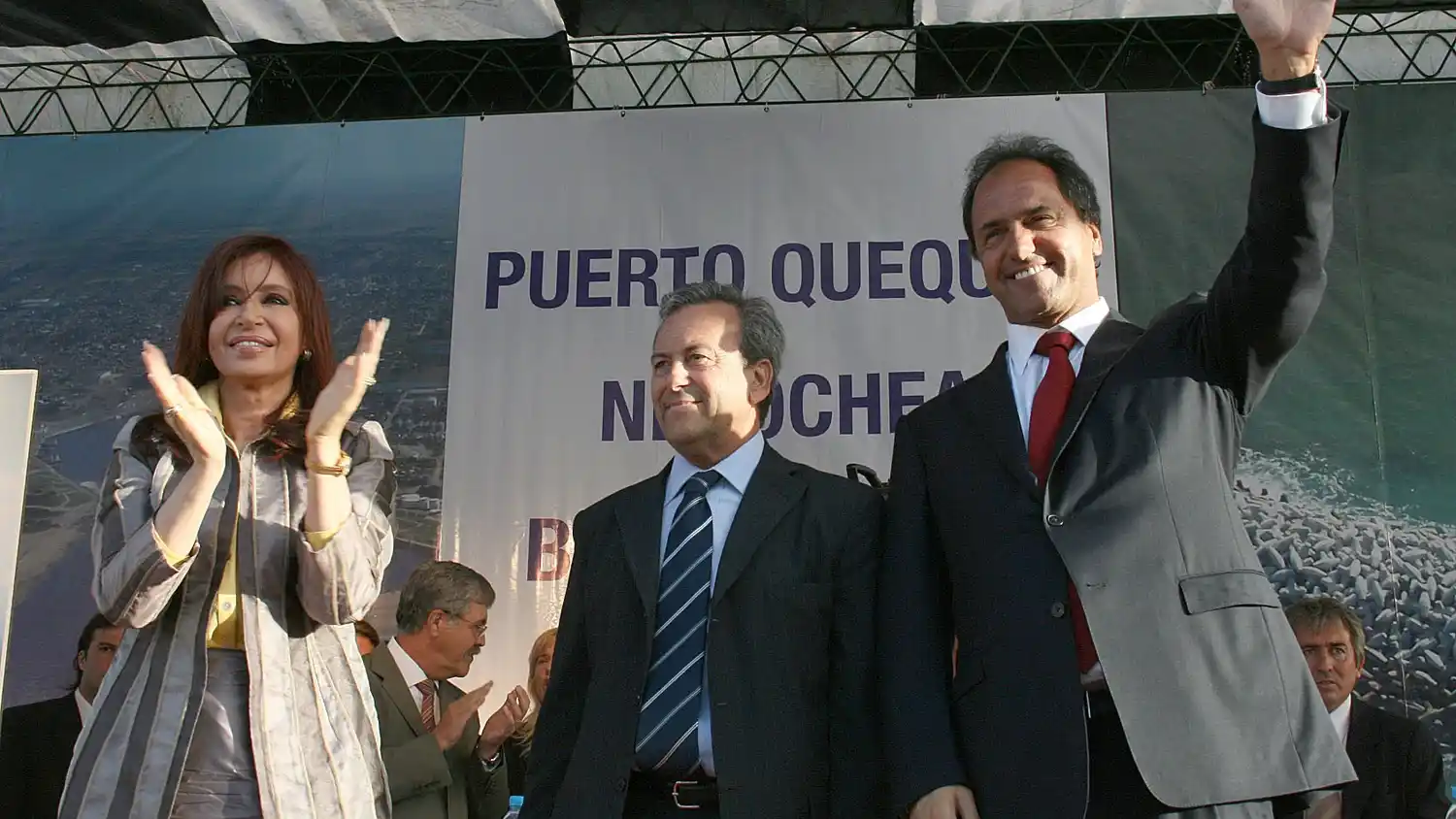 2005 │La “fantástica obra” de ampliación de la Escollera Sur