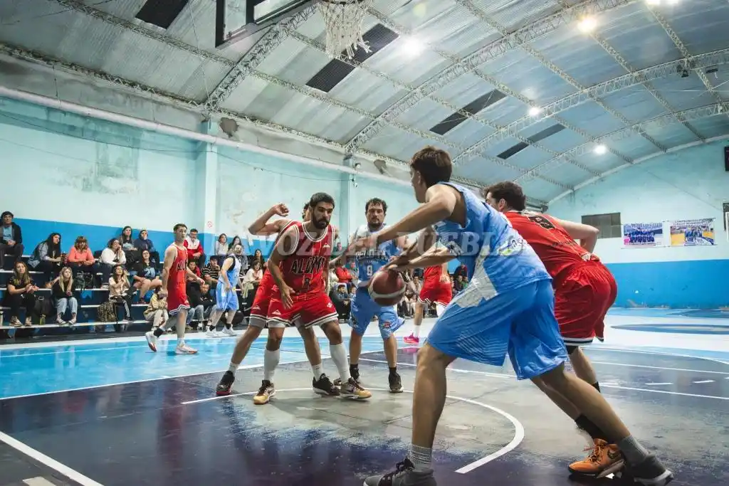 Club de Pelota y Alumni se enfrentan en el Pardo