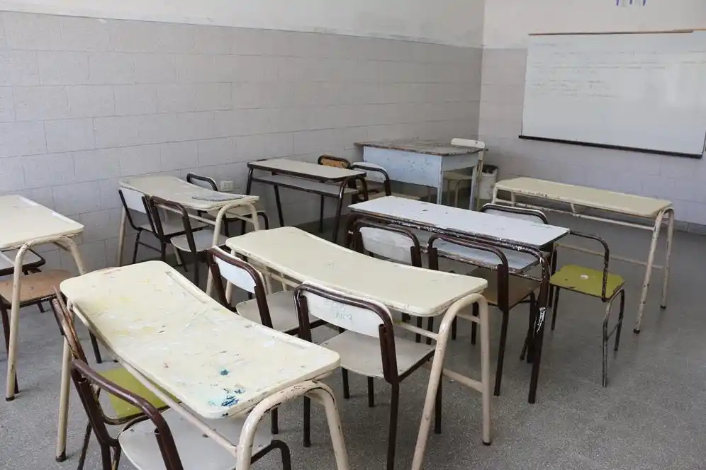 Más de 9 mil alumnos de  secundaria no comenzarán  las clases