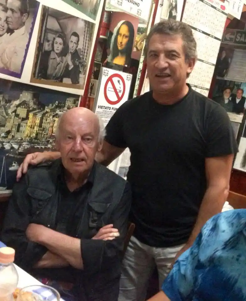 Urribarri festejó un encuentro casual con Eduardo Galeano