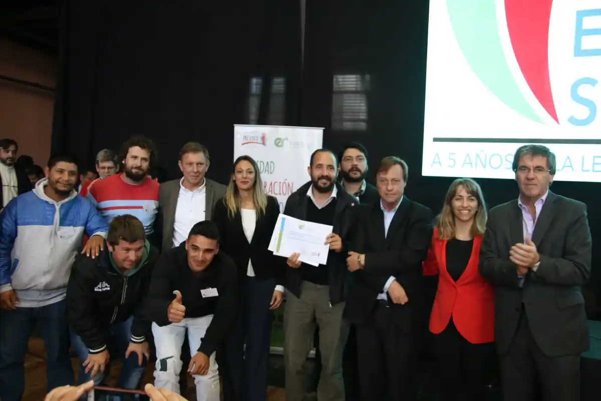 Cooperativas recibieron $354 mil para la compra de herramientas
