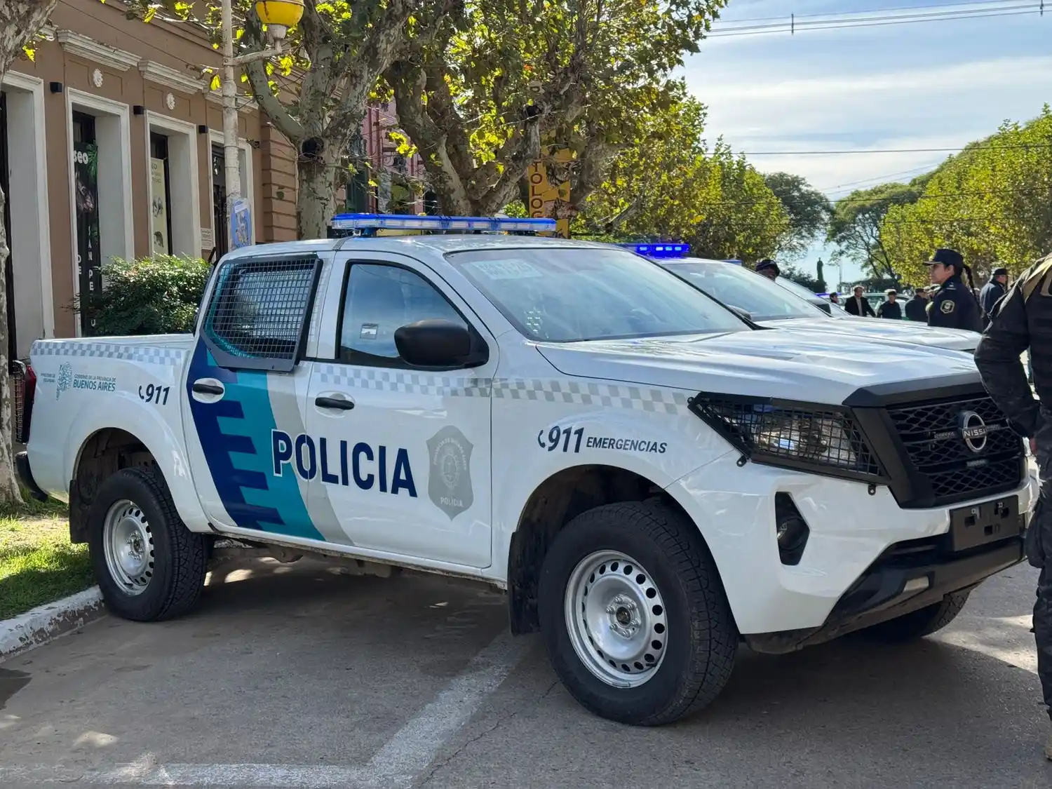 nissan frontier entregada al GAD