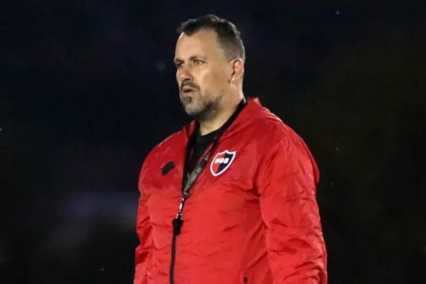 Fabbiani rompió el silencio tras su salida de Newell's: "El club se tiene que recuperar pronto"