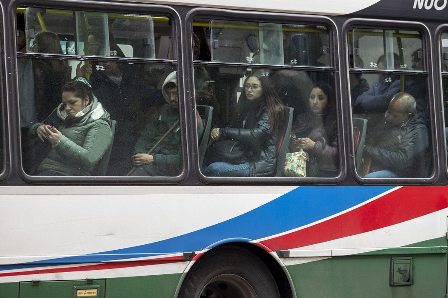 El uso de colectivos presenta una disminución en la Capital Federal.