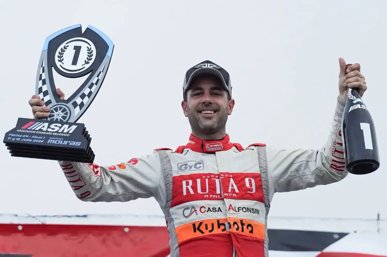 Juanchi Garriz ganó una final vibrante y descontó puntos clave en el campeonato
