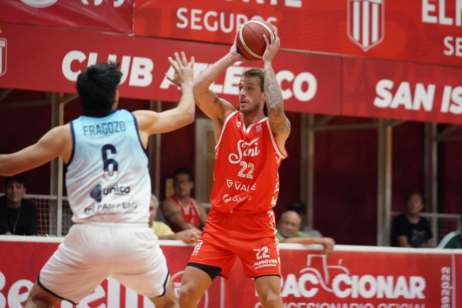 El sanfrancisqueño quiere seguir en los "Halcones Rojos".