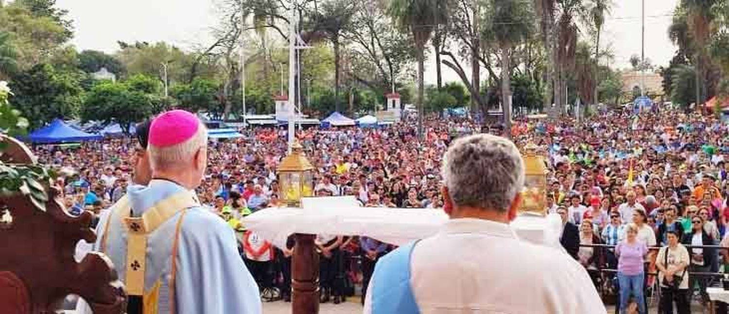 Más de 150.000 jóvenes del NEA peregrinaron a la Virgen de Itatí