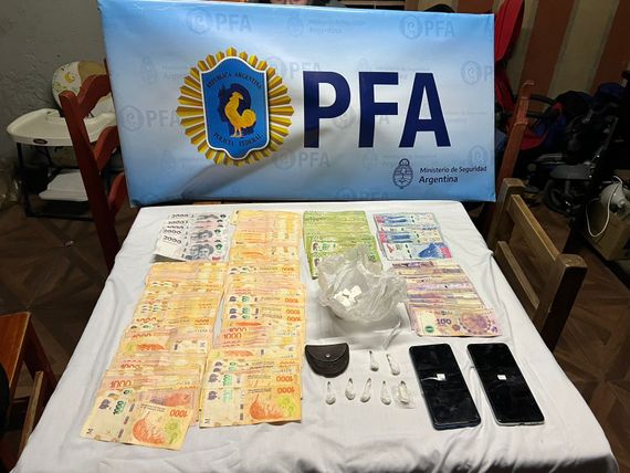 Desarticularon una red de venta de drogas y detuvieron a una mujer