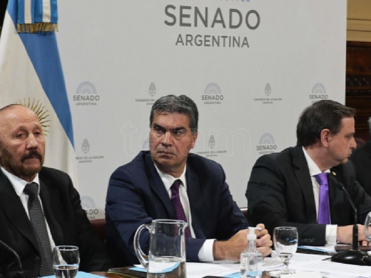 Gobernadores participan del debate por la ampliación de la Corte en el Senado