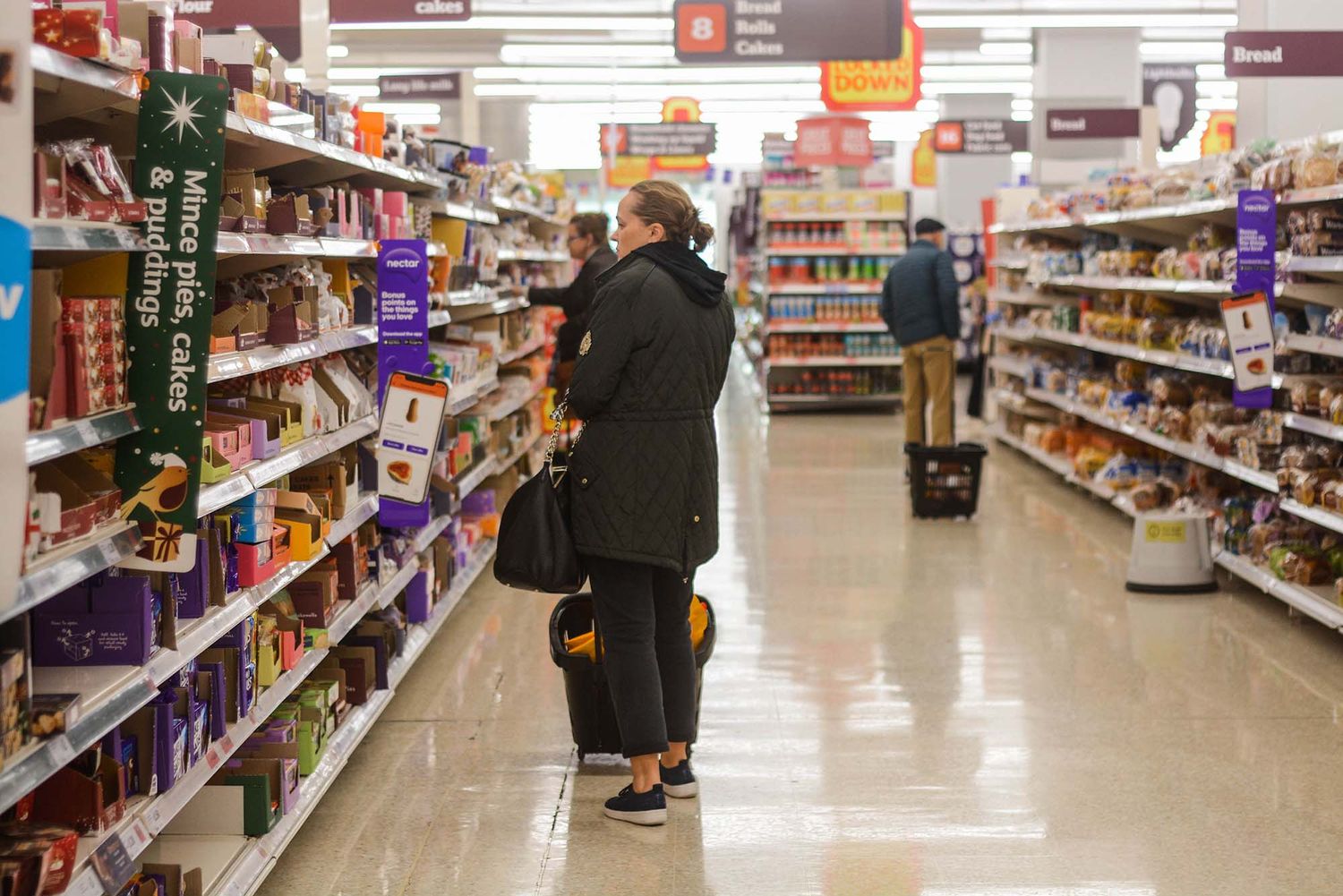Reino Unido: la inflación se disparó a un 9% interanual, récord en 40 años