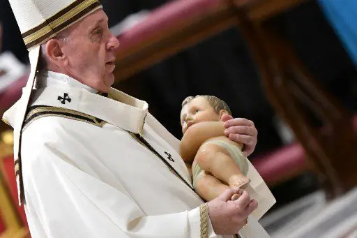 POR LA COVID-19: papa Francisco adelanta misa de Navidad para adecuarse a toque de queda en Italia