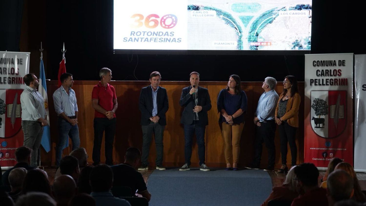 El ministro Lisandro Enrico encabezó el acto.