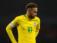 Neymar vuelve a ser convocado en Brasil después de un año