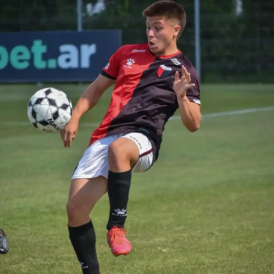 Toda una estampa de crack. Tuvo un paso por Colón de Santa Fe.