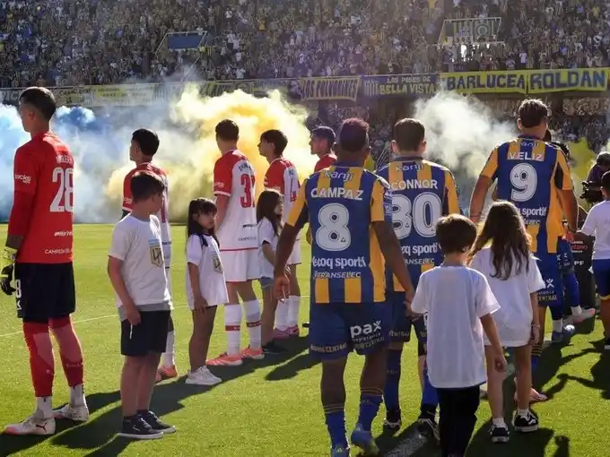 El pasillo de Estudiantes de espaldas a Rosario Central . Foto: Sebastían Granata