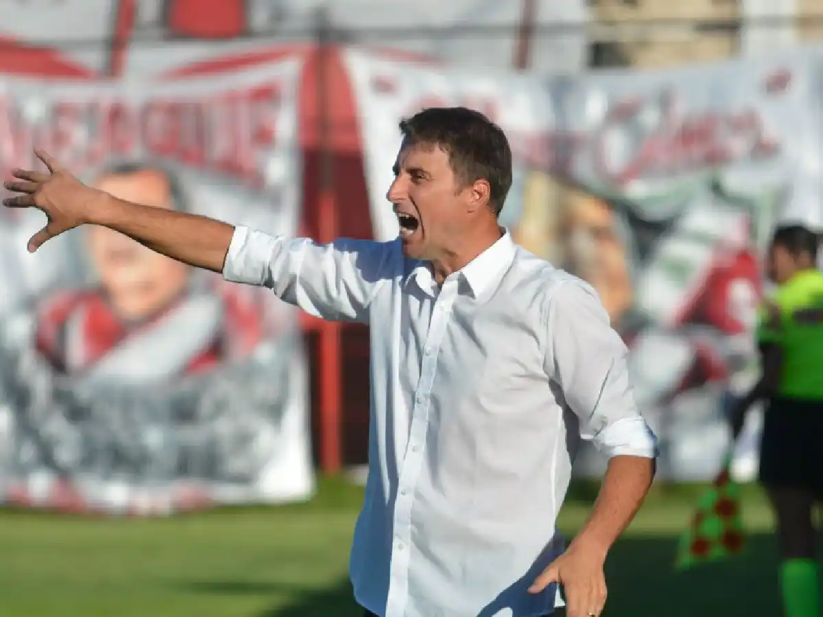 Theiler dirigirá la local de Sportivo