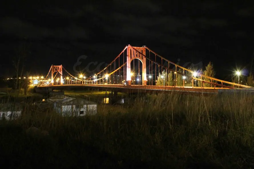 Puente Colgante: proponen un sistema de iluminación solar