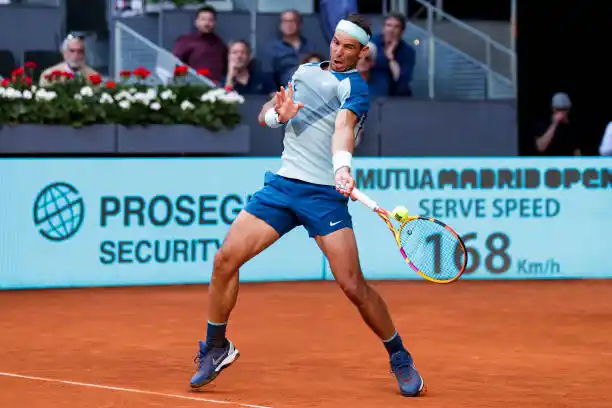 Nadal avanzó a cuartos