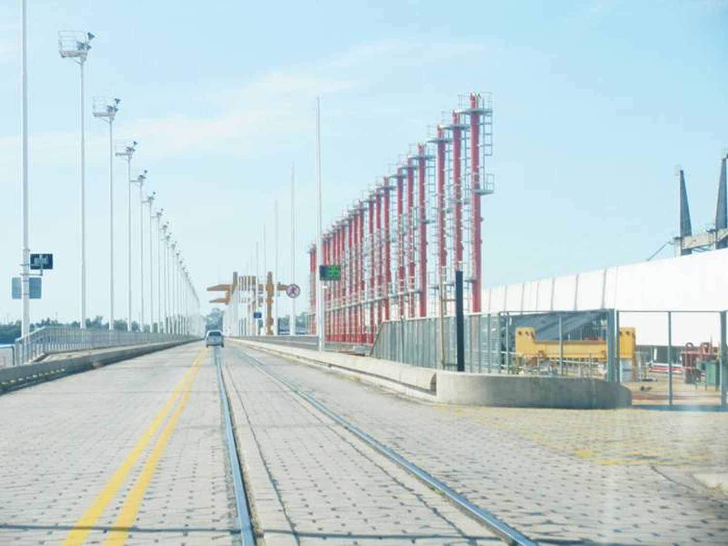 Los vecinos uruguayos podrán ingresar a su país con solo cinco kilos de mercadería