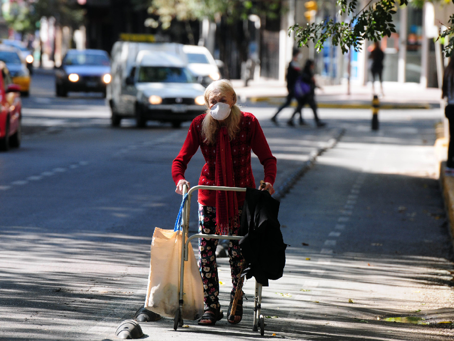 Otro día con cifras alarmantes: reportaron 35.355 nuevos casos de Covid-19 y 641 muertes