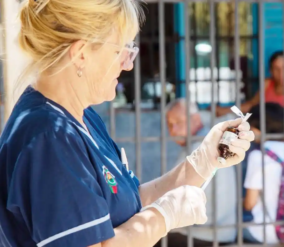  Cronograma de vacunación y desparasitación