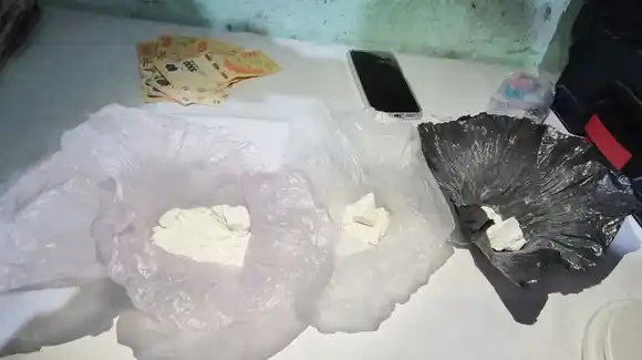 Allanamientos con secuestro de armas y estupefacientes en Concordia