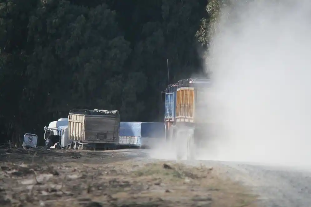 Dos policías de Vial quedaron imputados de coimear a camioneros