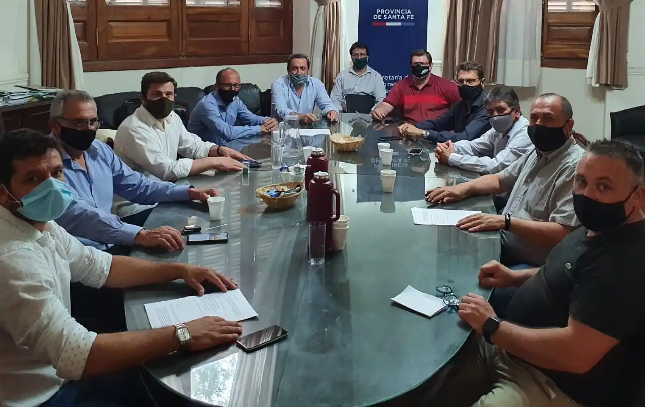 Gremios municipales e intendentes arribaron a un acuerdo salarial