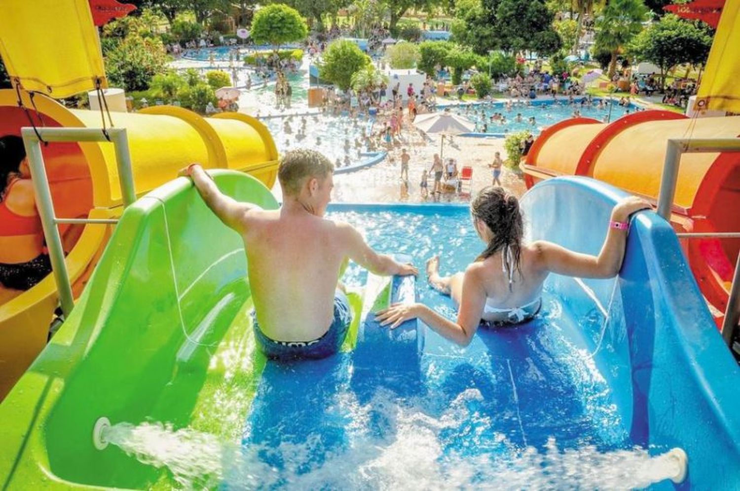 Confirman próximo inicio de las colonias de vacaciones y clases de aquagym