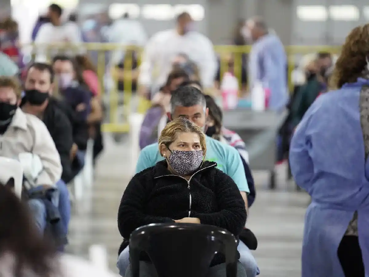 Una muerte y 24 nuevos contagios en la ciudad