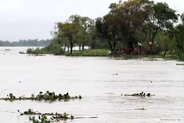 Sigue subiendo el río y hasta ahora, no hay evacuados en Paraná