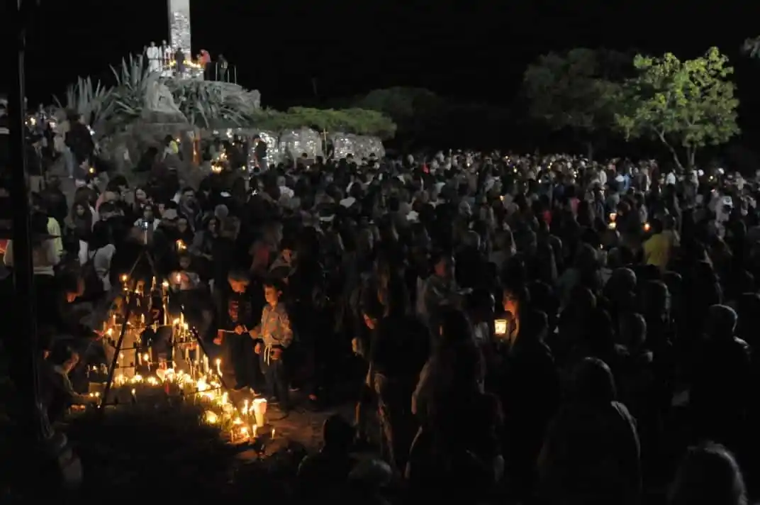Vía Crucis en Tandil (Foto diario El Eco).