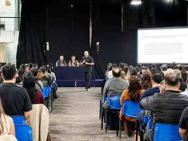 Formosa capacitó alrededor de 200 agentes
estatales en el uso responsable de la IA