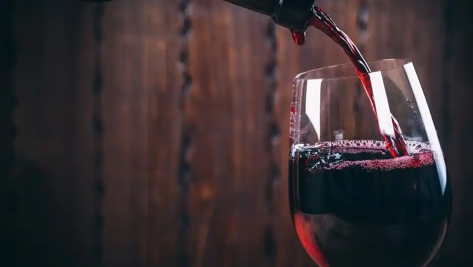 Cuánto alcohol por día es seguro para la salud