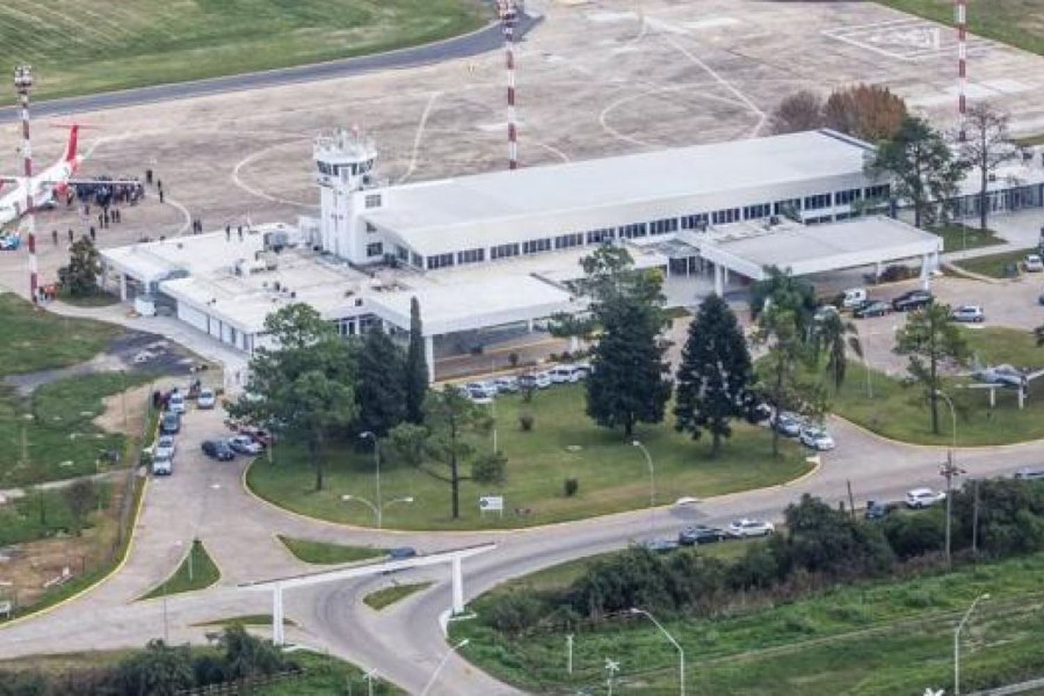 Simulacro de accidente aéreo en el aeropuerto Sauce Viejo y zona de islas