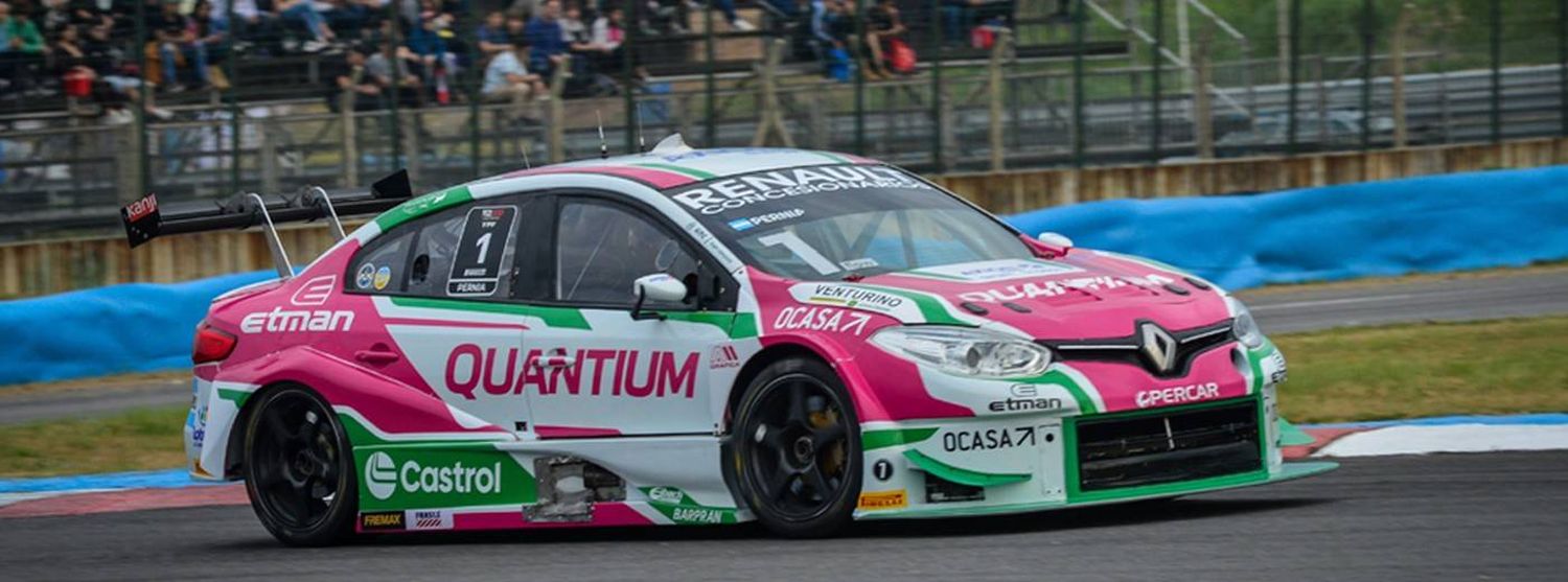 Leonel Pernía dominó la jornada sabatina en Rosario.