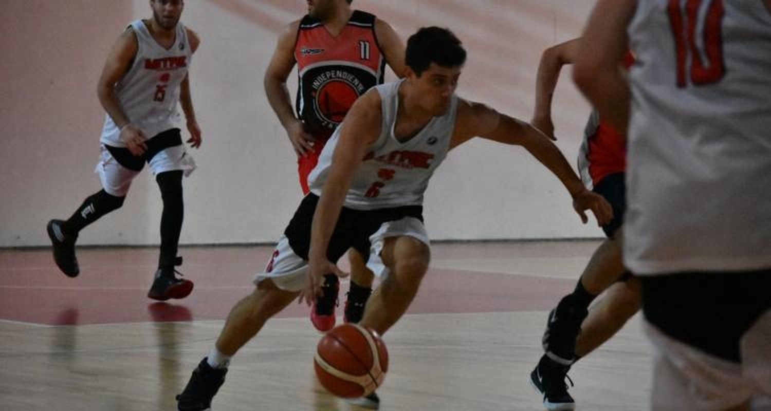 En su gimnasio, los libres de Mitre tampoco pudieron con Independiente de Zárate