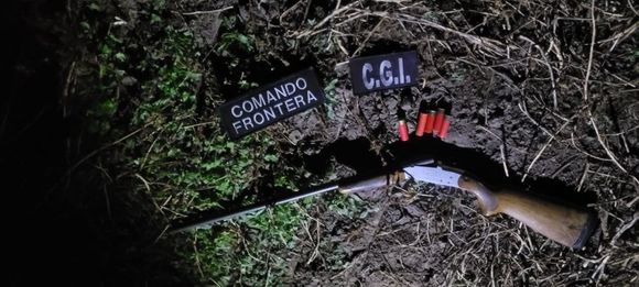 Tres detenidos en Frontera en un operativo policial: secuestraron una escopeta y otros elementos
