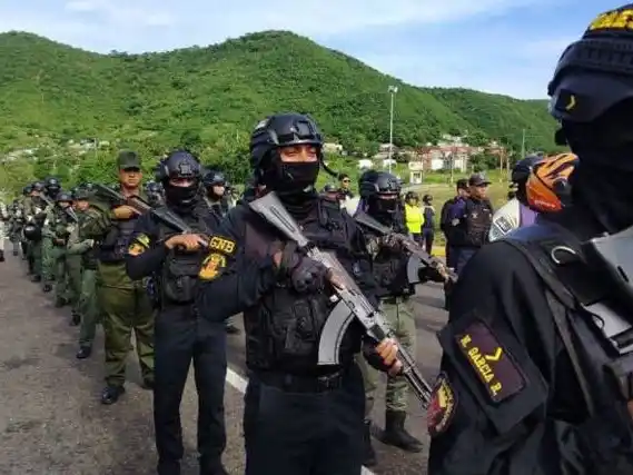 Provea alerta por posibles abusos contra la población por despliegue de tropas en la frontera