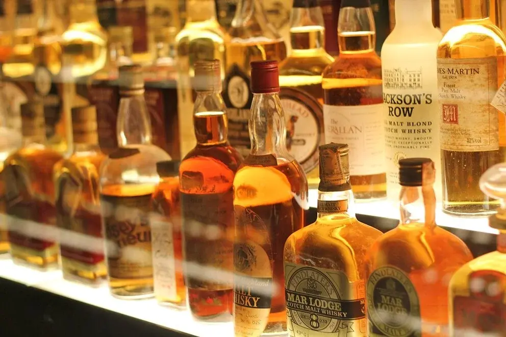 ¿Un whisky premium o tecnología a precio de oportunidad? Así son las nuevas subastas de ARCA