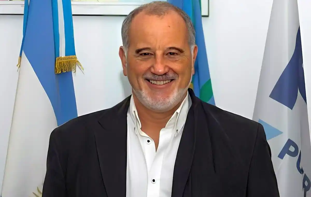 En Quequén. Lojo participó con congreso “Relación Ciudad-Puerto”