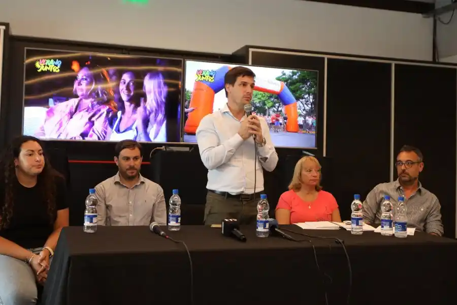 Con una bicicleteada da inicio el Ciclo Verano Juntos