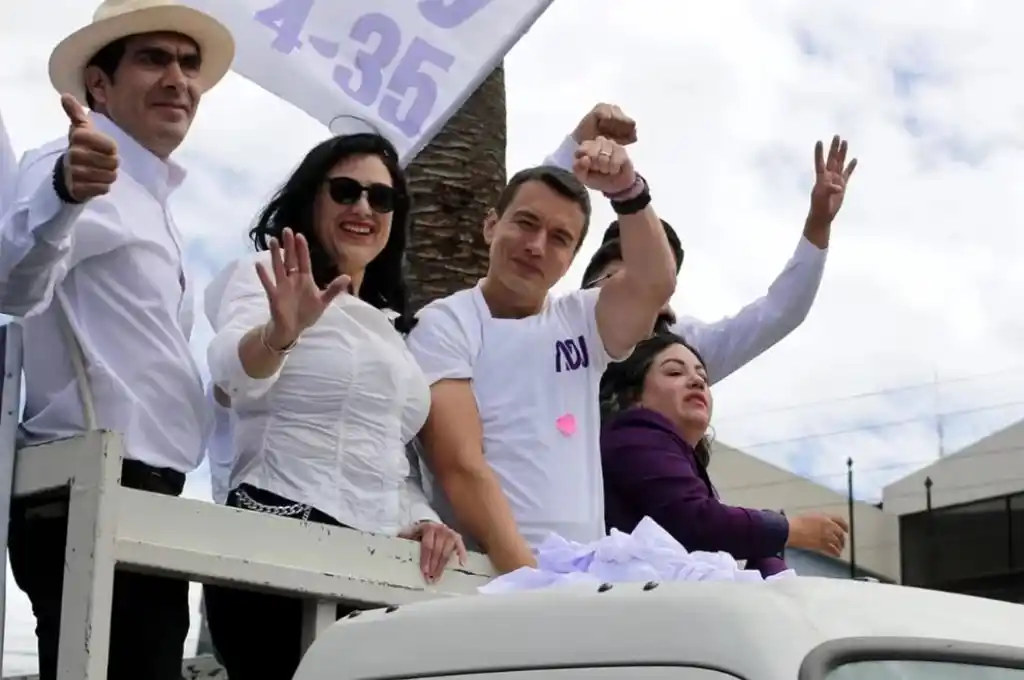 Caravana de Daniel Noboa