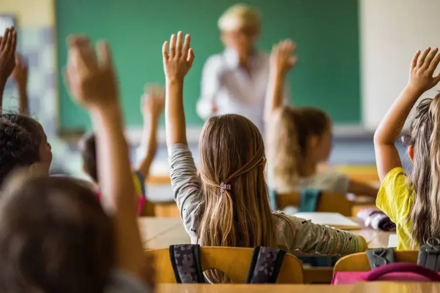 El Gobierno lanzó vouchers para alumnos de familias que no pueden pagar la cuota de escuelas privadas