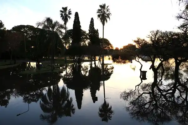 El río se acerca a los 3.90 metros y no se esperan lluvias en la cuenca