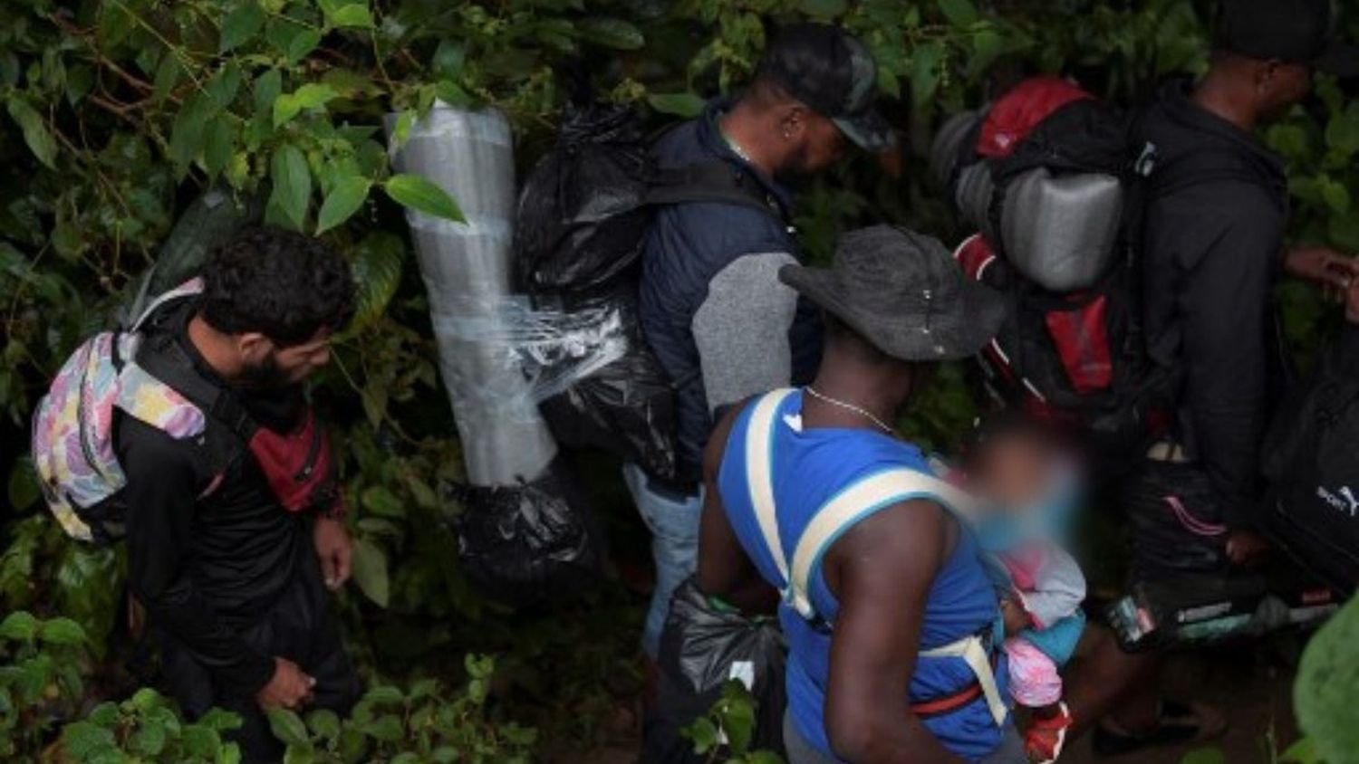¡NUEVO RÉCORD!  68.575 migrantes venezolanos han cruzado el infierno de Darién en 2022