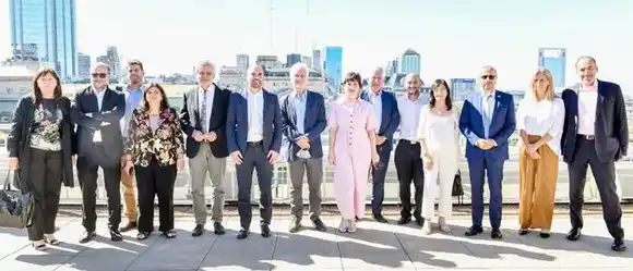 Guzmán, Kulfas y Filmus se  reunieron con científicos y  representantes de empresas